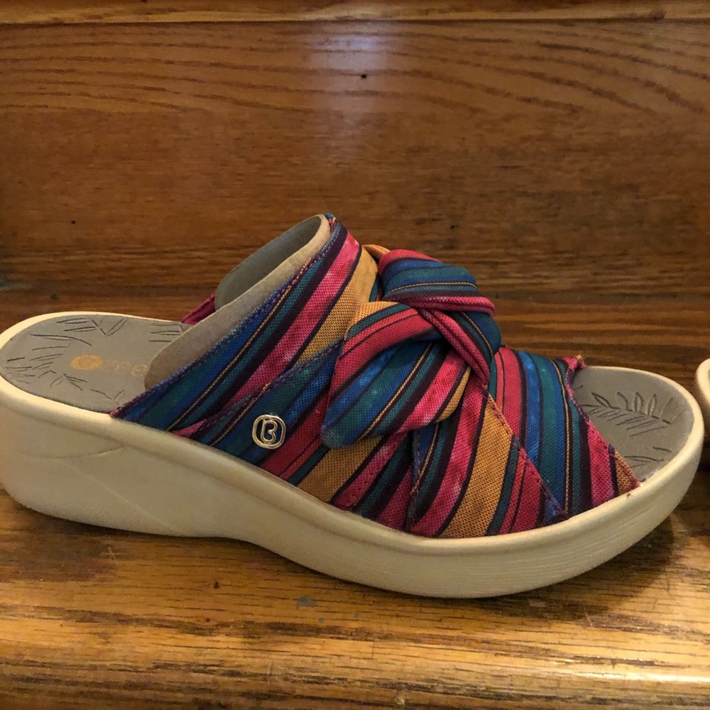 Women’s sandals